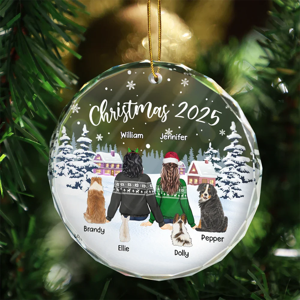 Couple & Pets Christmas - Personalized Circle Glass Ornament